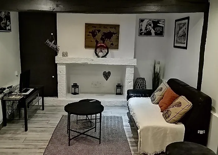 Maison Diana A 400 Metres A Pieds De L'aeroport * Tille