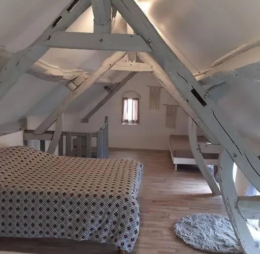 Holiday home Maison Diana A 400 Metres A Pieds De L'aeroport *